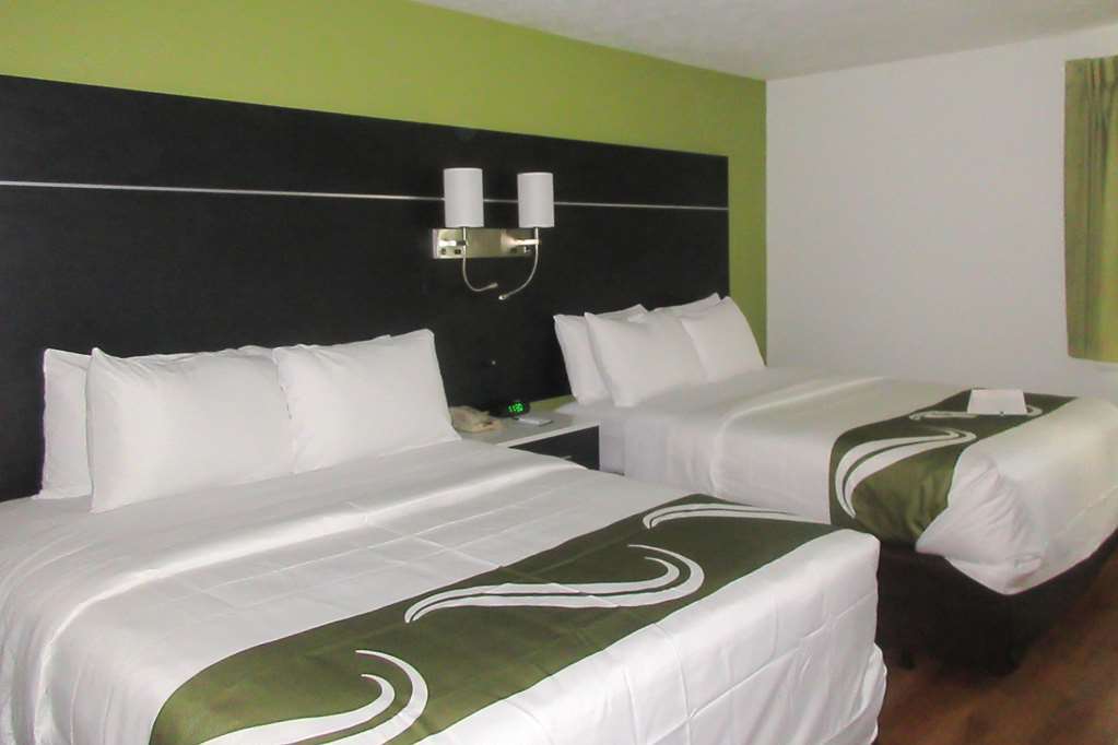 Quality Inn Coraopolis Bilik gambar