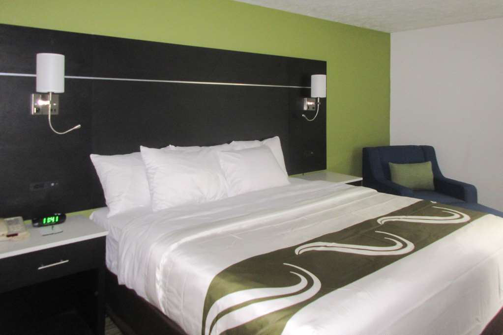 Quality Inn Coraopolis Bilik gambar