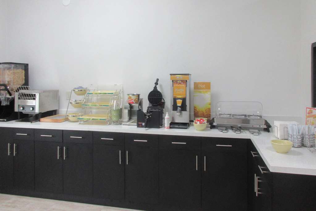Quality Inn Coraopolis Restoran gambar